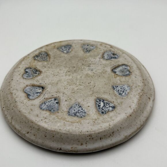 Blue Hearts Studio Pottery Fay Krapf Frieden Dorf Wall Hanging Stoneware Plaque - Picture 2 of 3